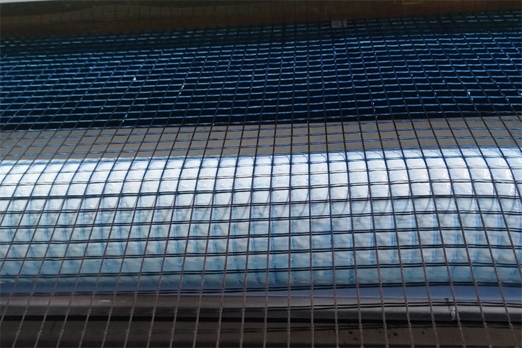 玻璃鋼格柵蓋板 打造垂釣園安全、耐用、美觀的走道優選方案